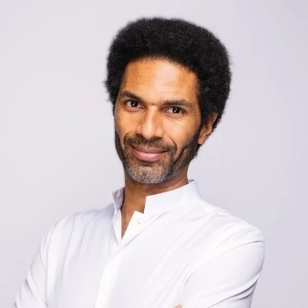 Portrait de Guillaume Body Lawson, fondateur de Hatha Coaching